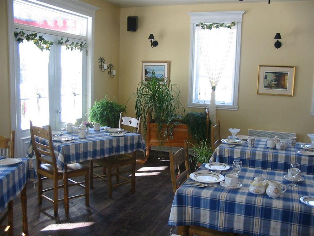 Auberge Le Voyageur Mont-Tremblant Exteriör bild